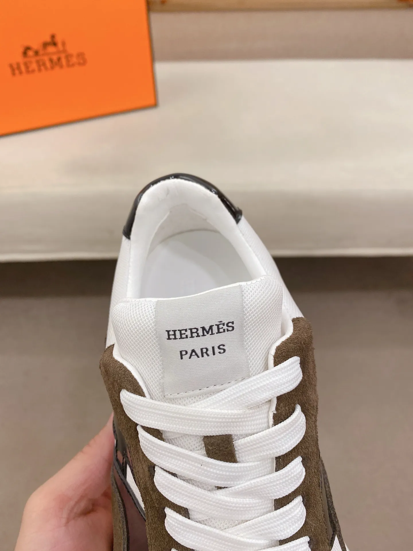 Factory price: 560💰《HERMES》【Classic Original Version】Hermès; Top 🔝 Purchasing Agency 🔍🔍Men's latest 🇺🇸 counters are on sale simultaneously, imported from Italy original ▲▲cowhide ▲▲ (high-end, nobility, class) ) Exquisite workmanship (Italian 🇮🇹 imported water-dyed 🐂 cowhide lining) sole: original sole provided by the original factory, ⚠️exclusive double-layer activity·TPR·rubber·combined molded outsole; super comfortable·wear-resistant·non-slip·environmental protection The real thing is more beautiful if you take the real thing (high quality, follow the order). You can enter and exit the counter at will * Number of yards: 38-44 (45 can be customized and cannot be returned or exchanged)